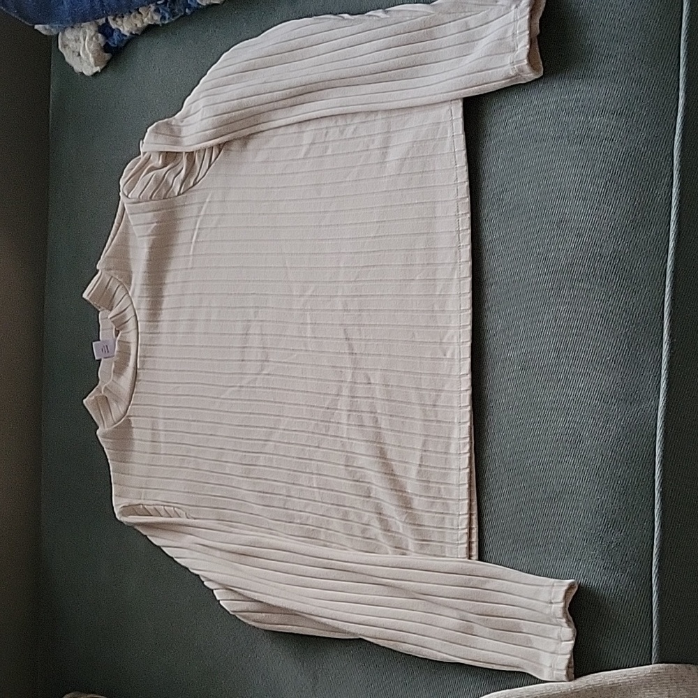 Long sleeve crop ribbed top